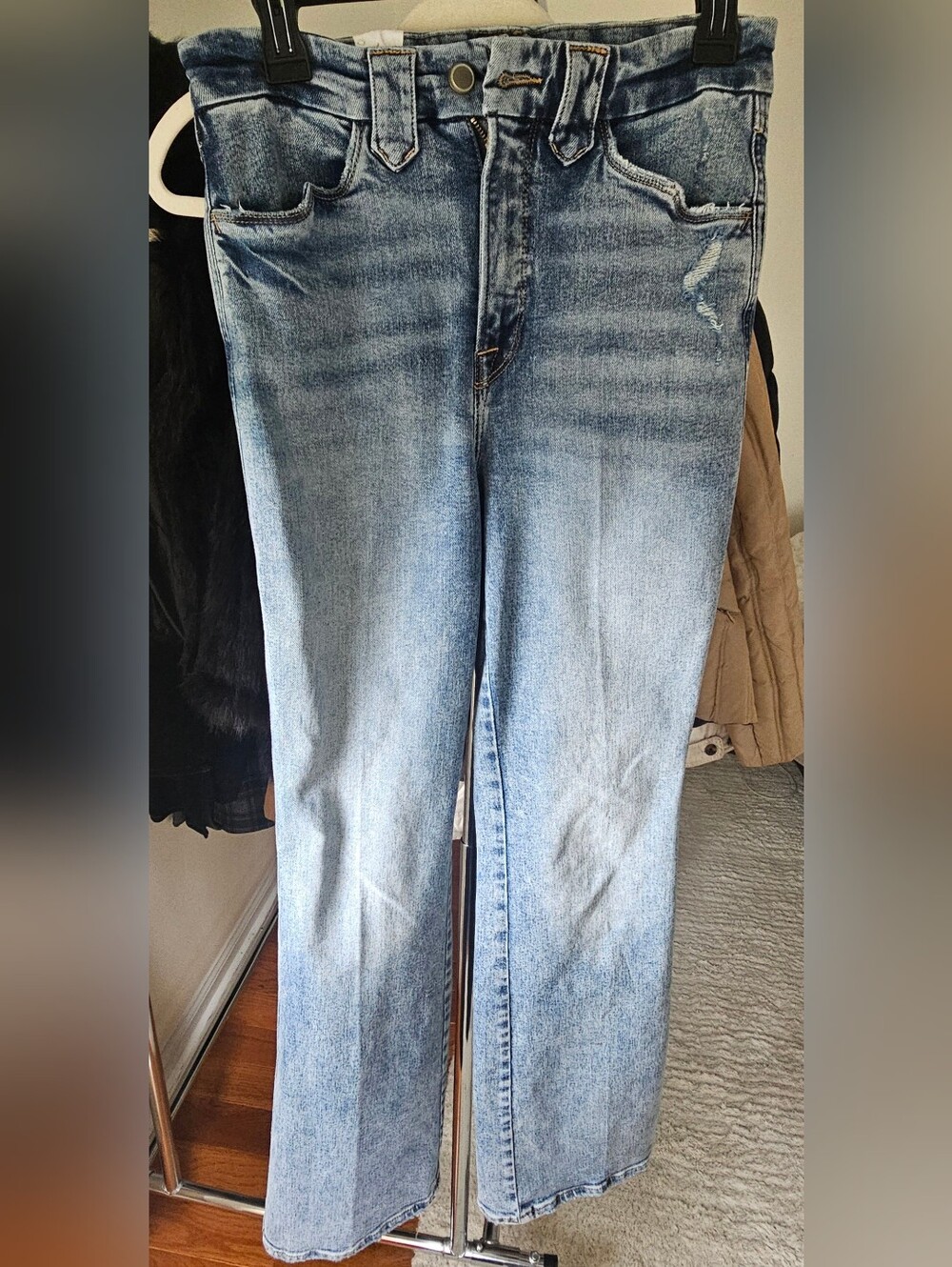 Good American High Waisted Womens Flare Jeans. Size 6/28